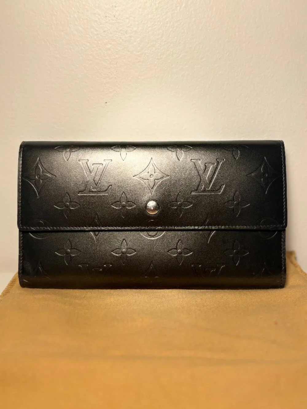 Louis Vuitton Mat Monogram Porte Tresor International Wallet Black M65105